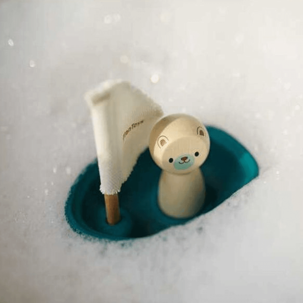 Plan Toys Plan Toys Sailing Boat - Polar Bear