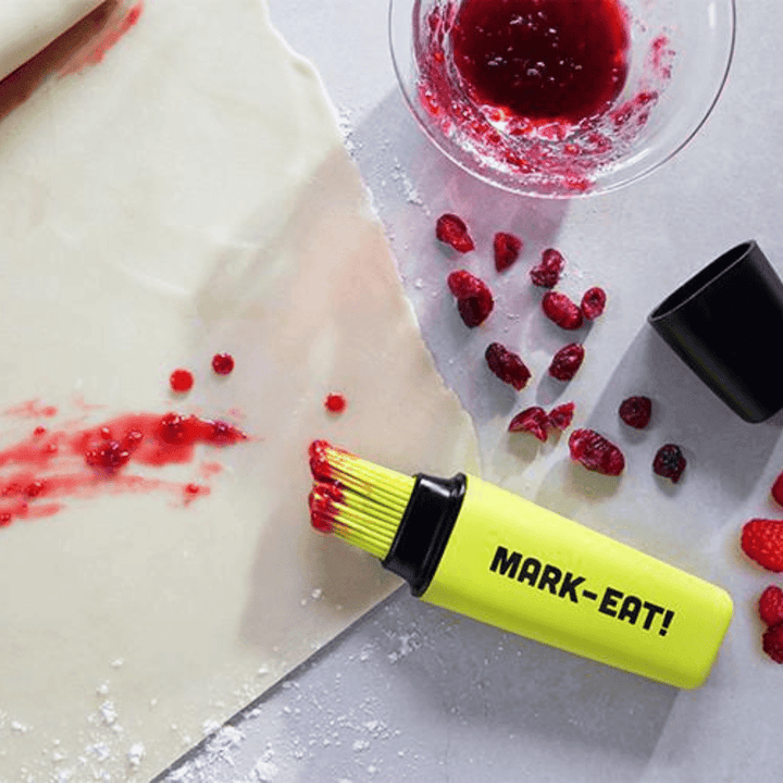OTOTO Mark-Eat!  Silicone Pastry/Basting Brush